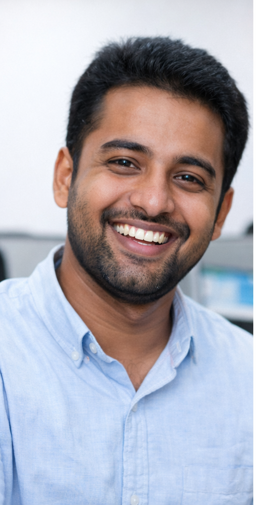 Customer from Chennai IT office reviewing Gravity UPS Rent service